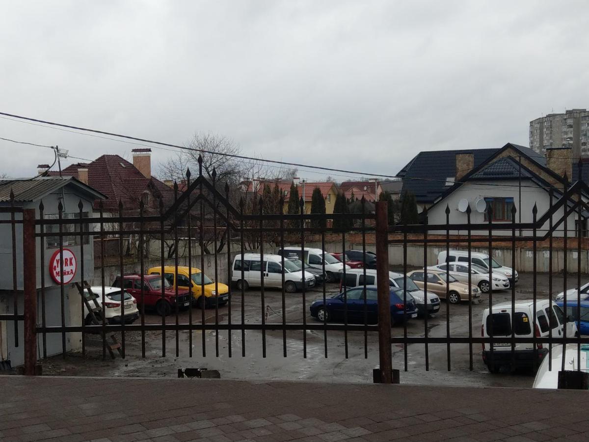 Однокімнатна Квартира В Новобудові По Мельника 罗夫诺 外观 照片